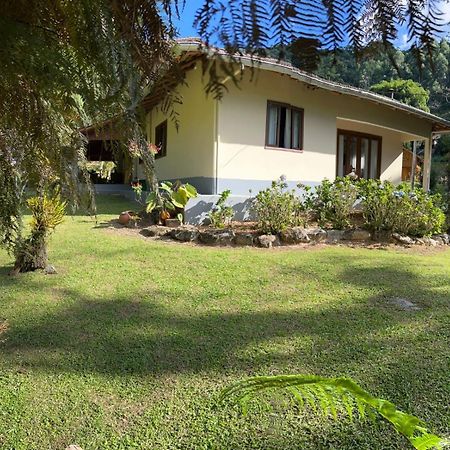 Sitio Som Das Aguas Benedito Novo エクステリア 写真