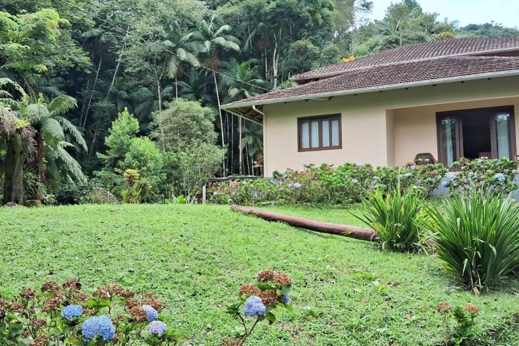 Sitio Som Das Aguas Benedito Novo エクステリア 写真